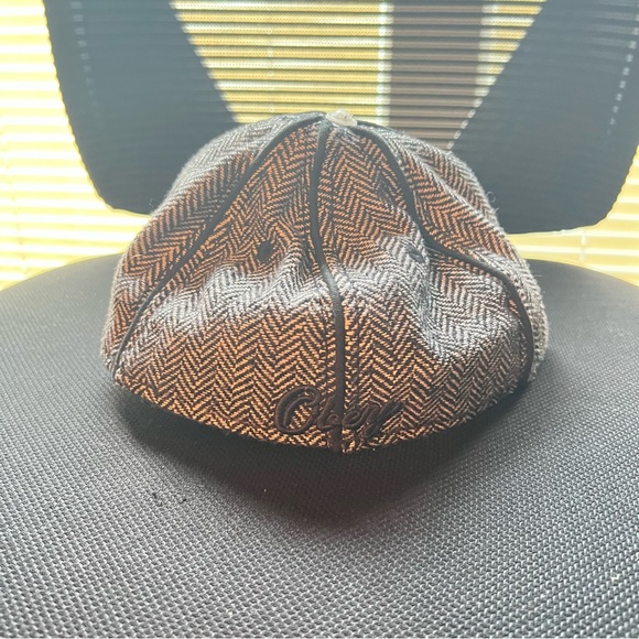 Wool & Leather Fitted Obey Designer Ball Cap - Picture 4 of 4